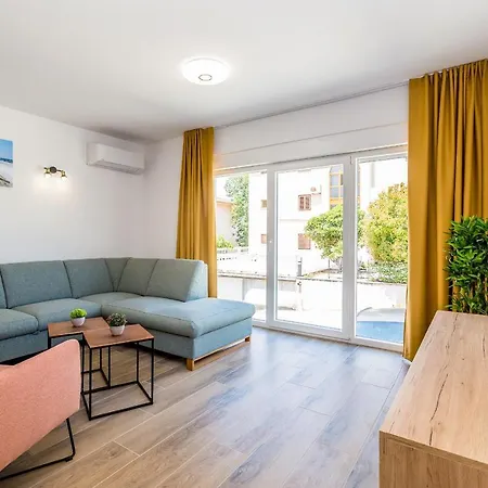 Holiday home House Sunlight With Heated Pool Malinska